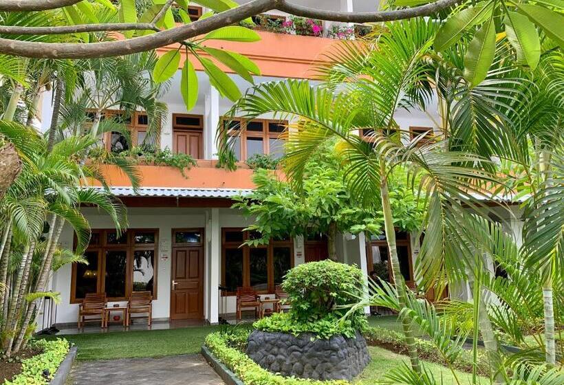 Febri S Hotel & Spa
