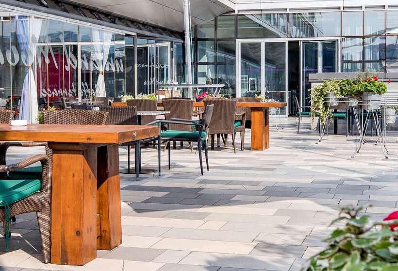 هتل Golden Tulip Zira Belgrade