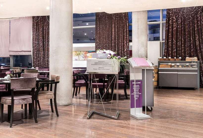 هتل Golden Tulip Zira Belgrade