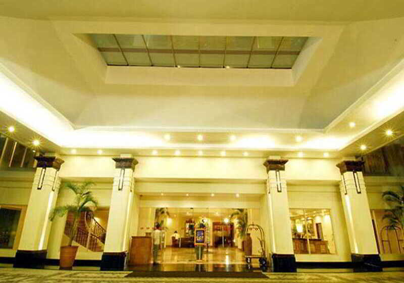 هتل Gran Puri Manado