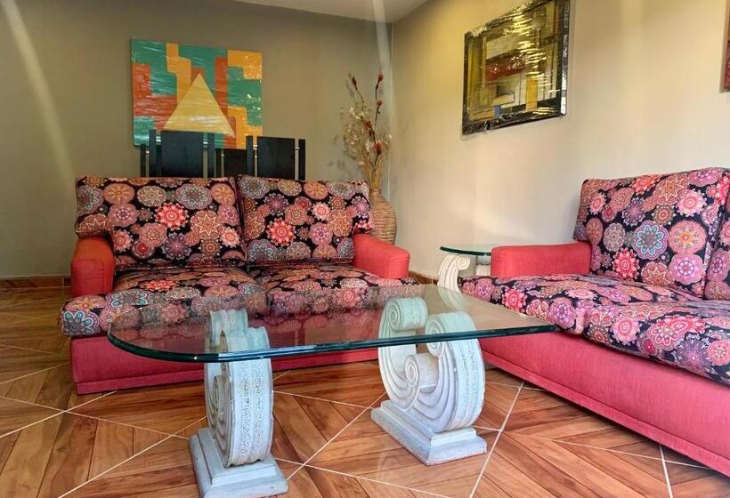 Indian Palace Hotel Boutique