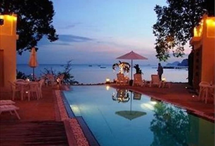 호텔 Krabi Tropical Beach