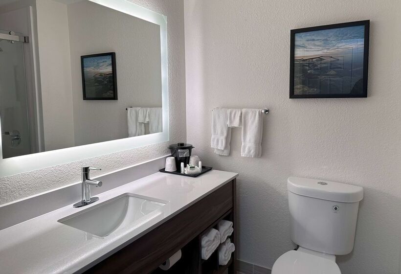 فندق La Quinta By Wyndham Milwaukee Sw New Berlin