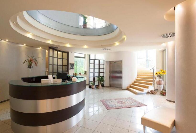 فندق Le Ginestre