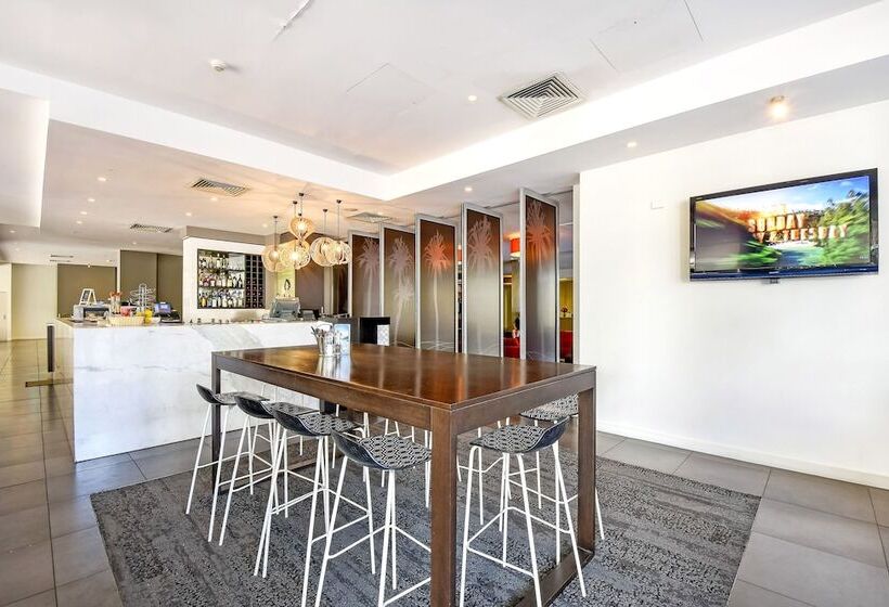 هتل Mantra Pandanas