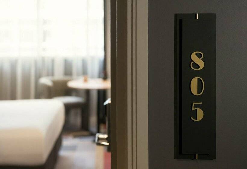 هتل The Sebel Sydney Martin Place