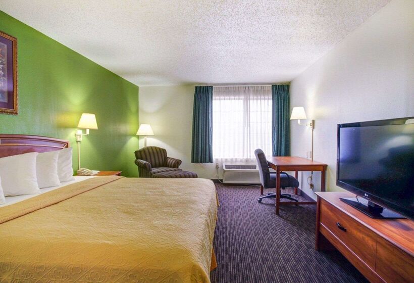هتل Quality Inn & Suites Airport