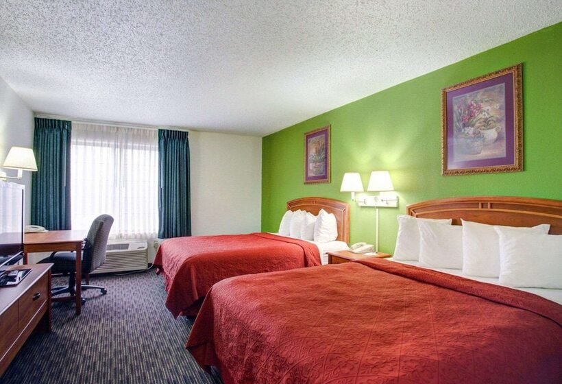 هتل Quality Inn & Suites Airport