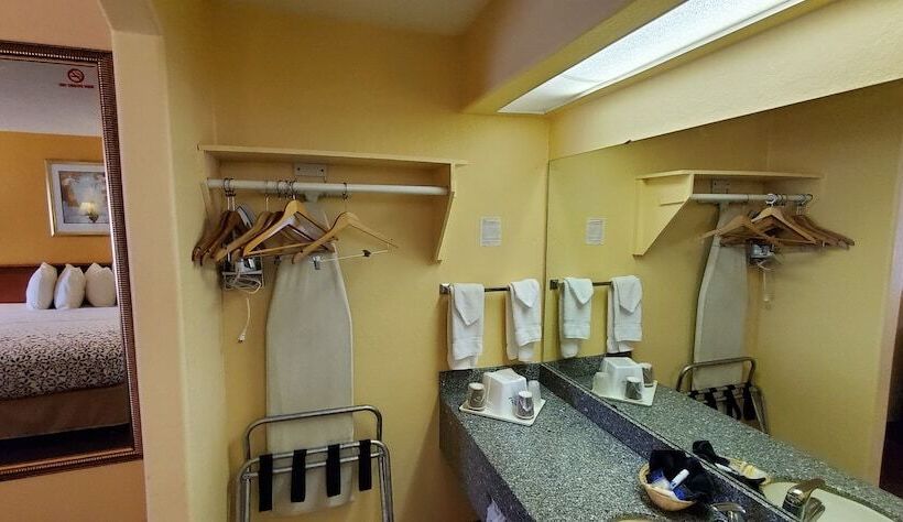 Отель Quality Inn White Springs Suwanee