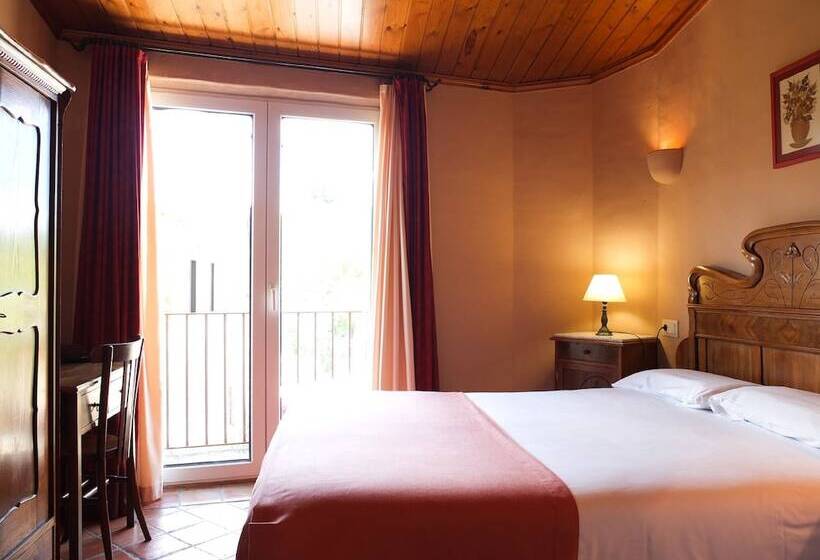 ホテル Sant Feliu