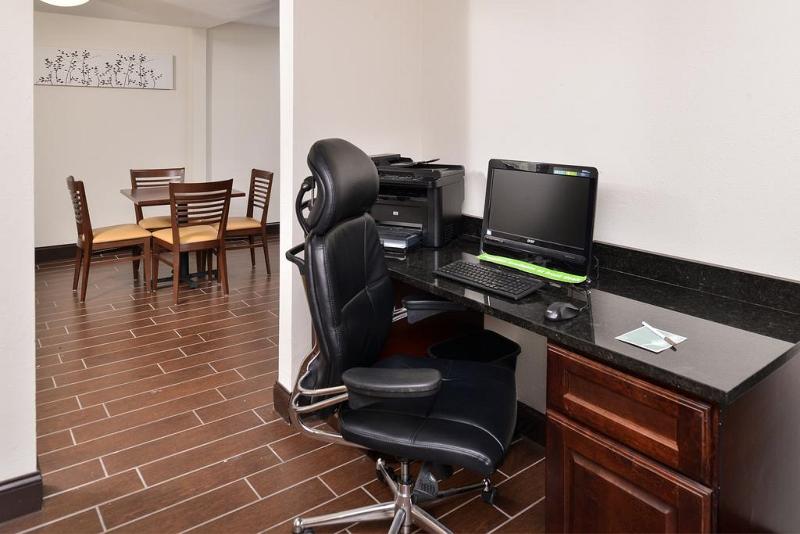 酒店 Sleep Inn & Suites Near I 90 And Ashtabula