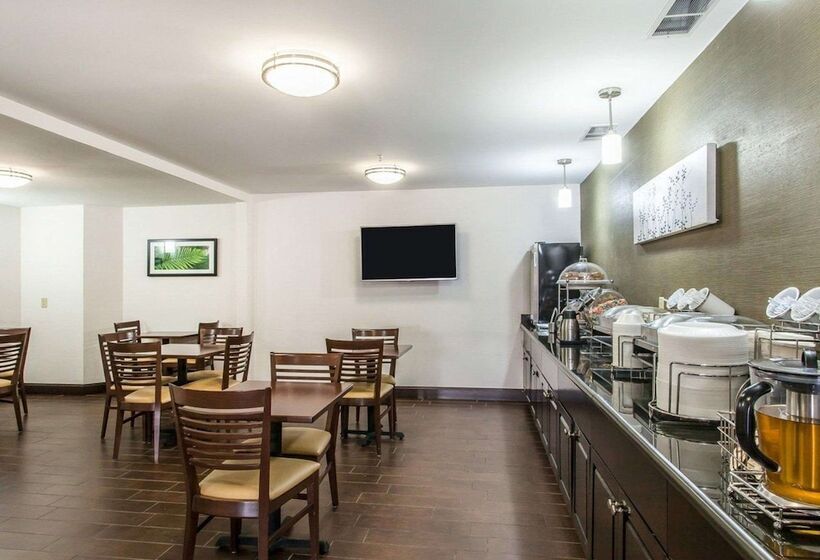 酒店 Sleep Inn & Suites Near I 90 And Ashtabula