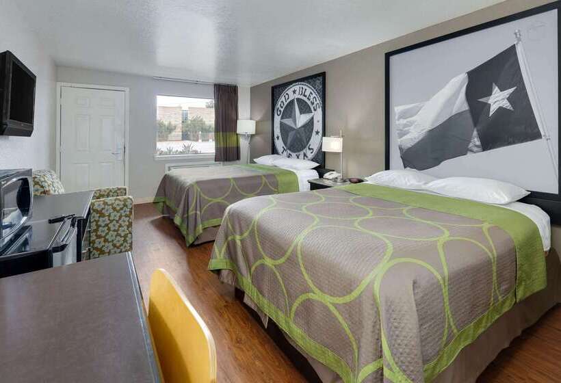 호텔 Super 8 By Wyndham San Antonio Pearl District / Downtown
