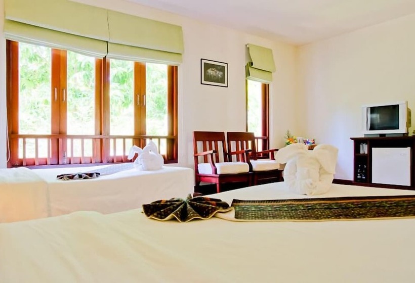 هتل Teak Garden Resort, Chiang Rai