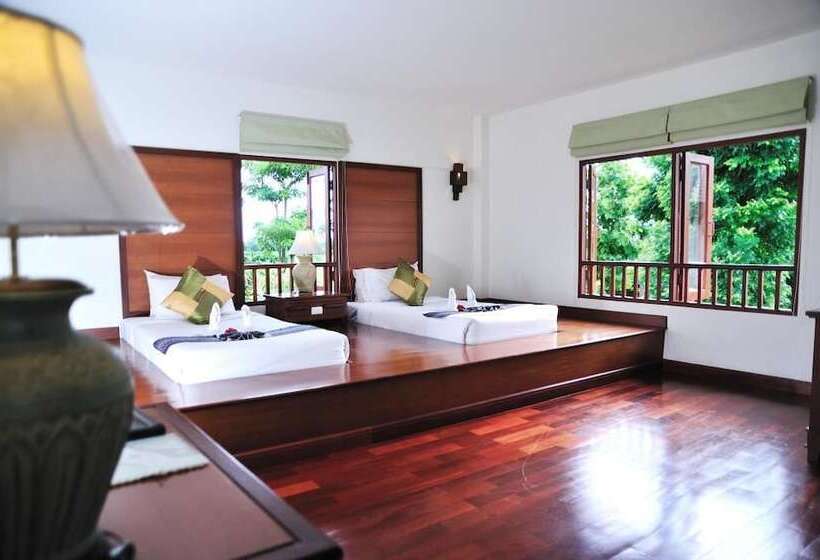 هتل Teak Garden Resort, Chiang Rai