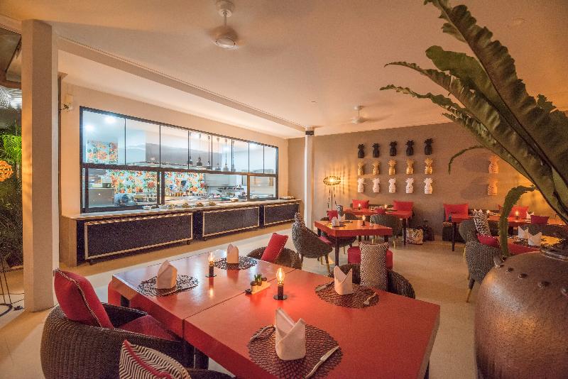 酒店 The Sunset Beach Resort & Spa Taling Ngam