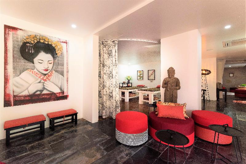 酒店 The Sunset Beach Resort & Spa Taling Ngam