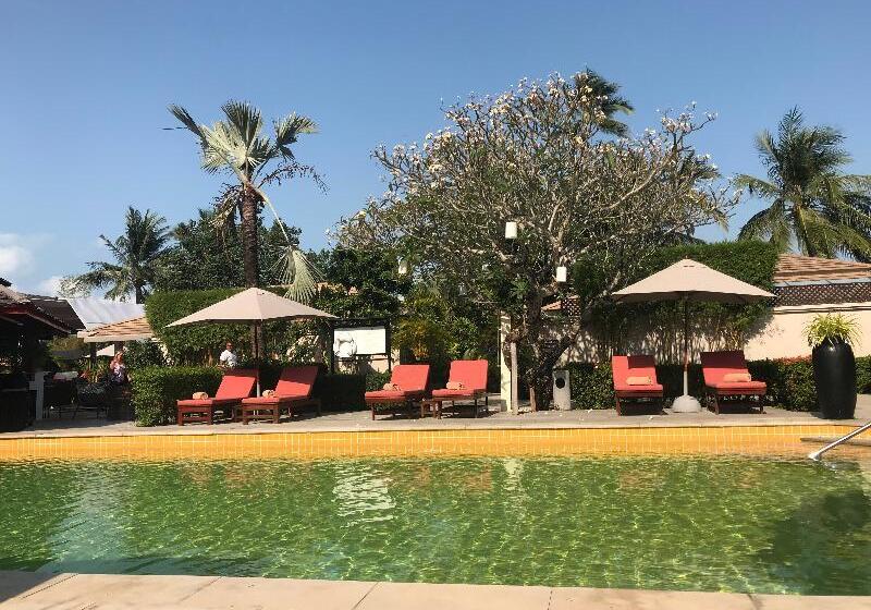 酒店 The Sunset Beach Resort & Spa Taling Ngam