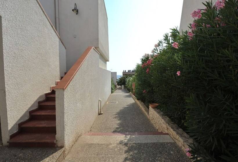 호텔 Villaggio Club Eden