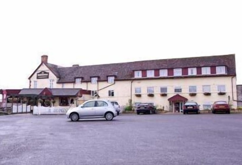 The Highwayman Inn