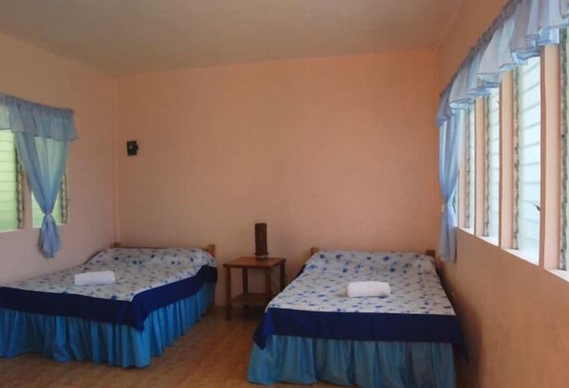 فندق Aglicay Beach Resort