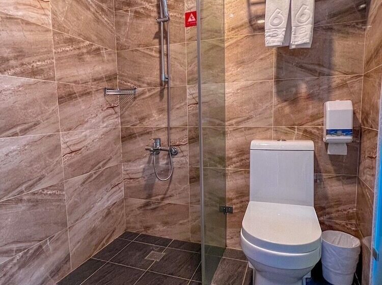 هتل No. 6 Baowanglai