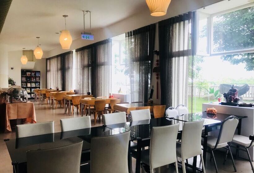 هتل Zhi Da Craft Service Guest House