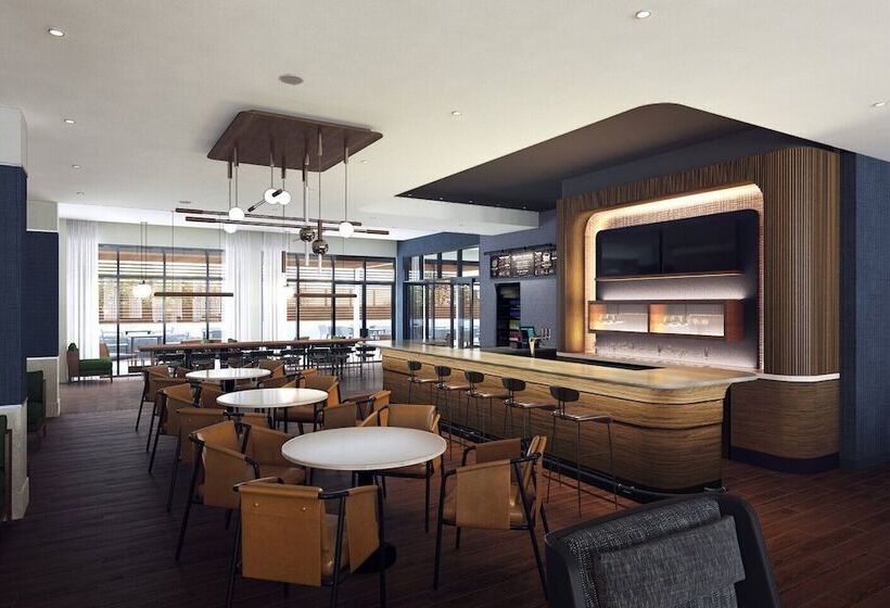 فندق Courtyard By Marriott Hamilton