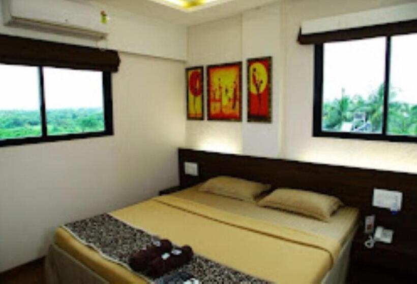 בית מלון כפרי Maratha Residency,ratnagiri