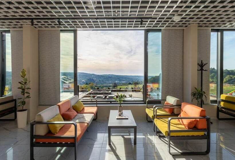 هتل Movenpick Resort And Spa Fruske Terme