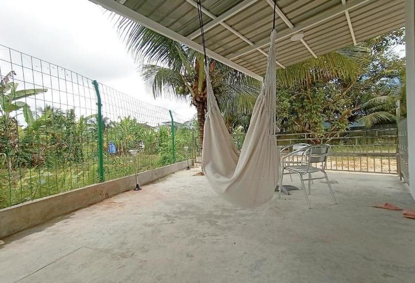 酒店 Oyo 90188 Sibu Aeroplane Homestay2u