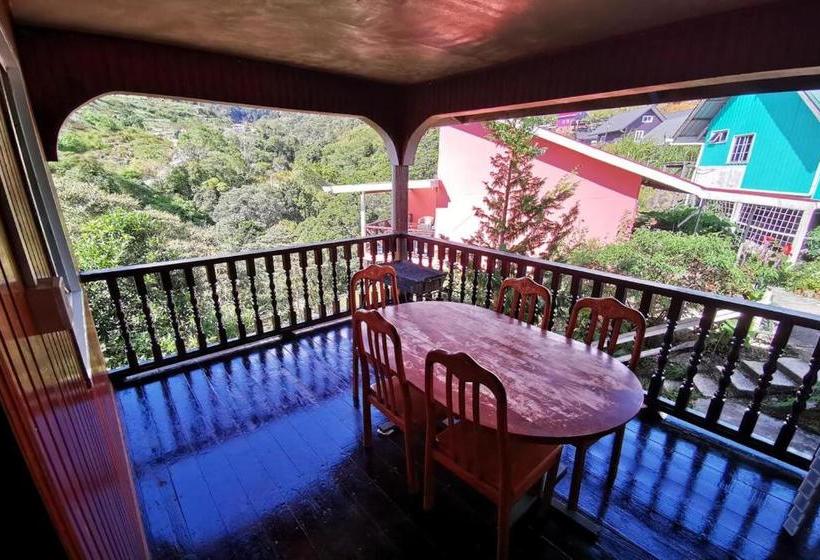 בית מלון כפרי Oyo 90195 Anjung Rehat Jamsari