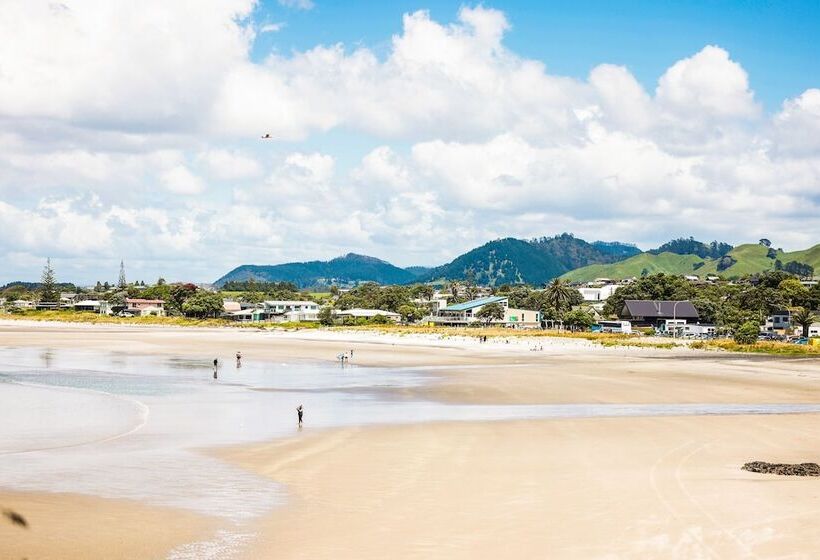 בית מלון כפרי Tasman Holiday Parks   Waihi Beach