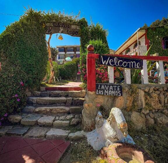 پانسیون Hostal Sol Y Lago