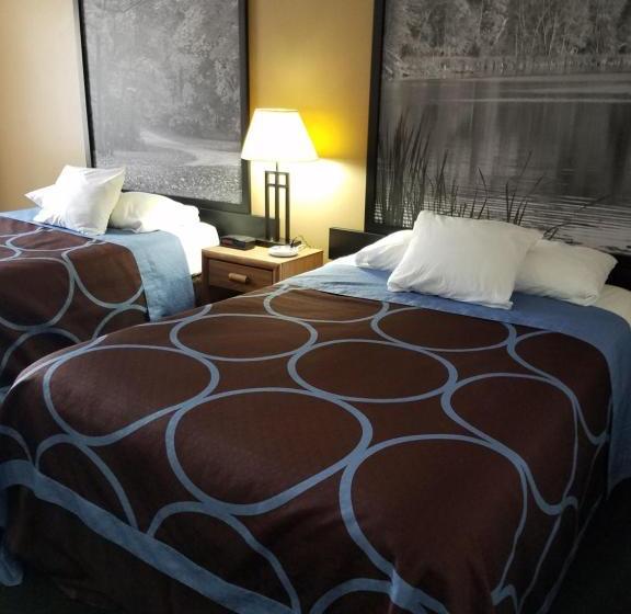 فندق Amerivu Inn And Suites Shawano Wi