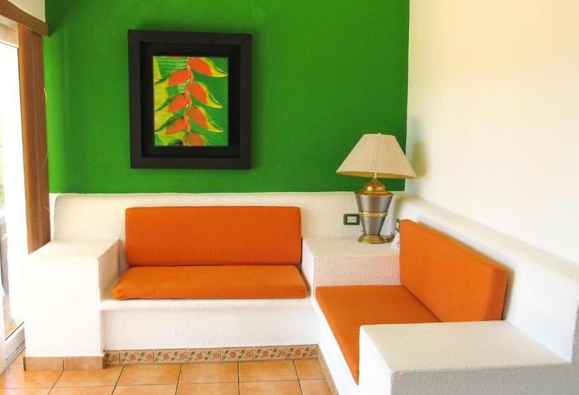 هتل Las Veraneras Villas & Resort