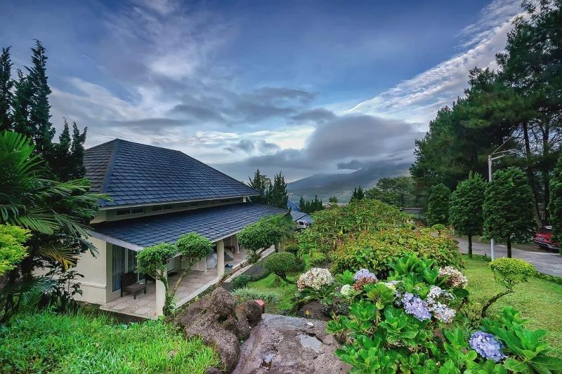 فندق Resort Agrowisata Perkebunan Tambi