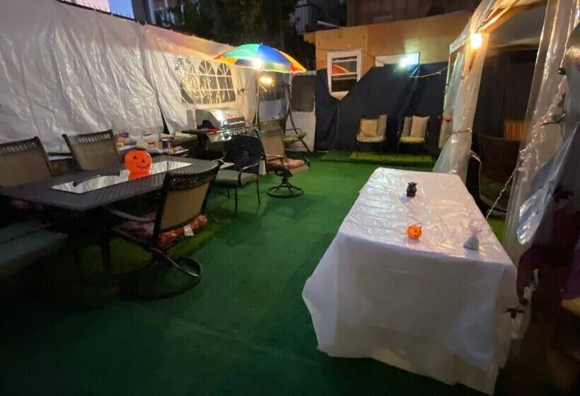بنسيون Charming 2 Bedrooms Apt 10 Mins To Nycity