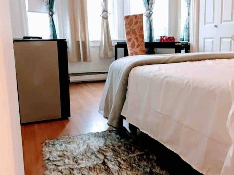 بنسيون Charming 2 Bedrooms Apt 10 Mins To Nycity
