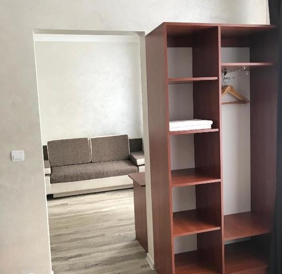 Hôtel готель вікторія