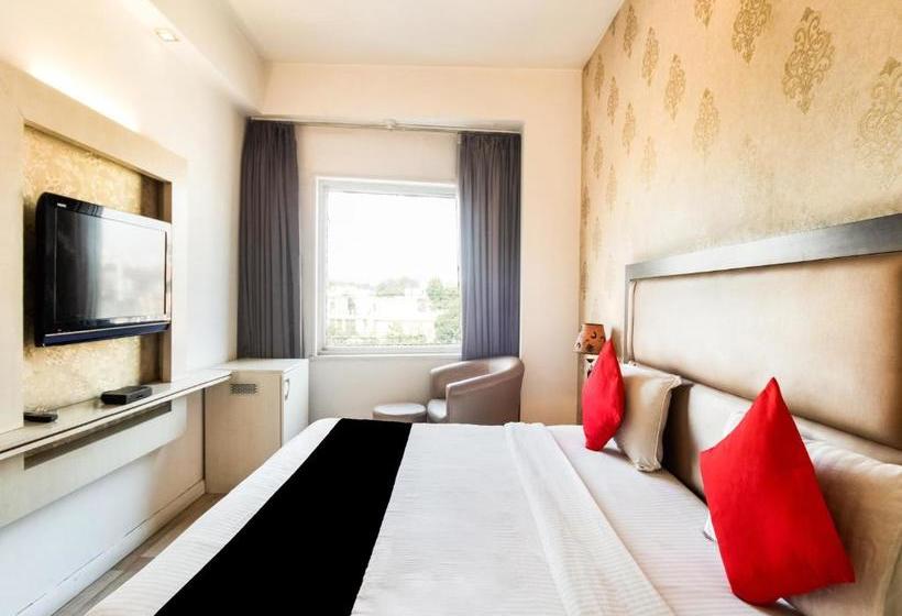 فندق Capital O 73515 Surya Kiran Inn 2