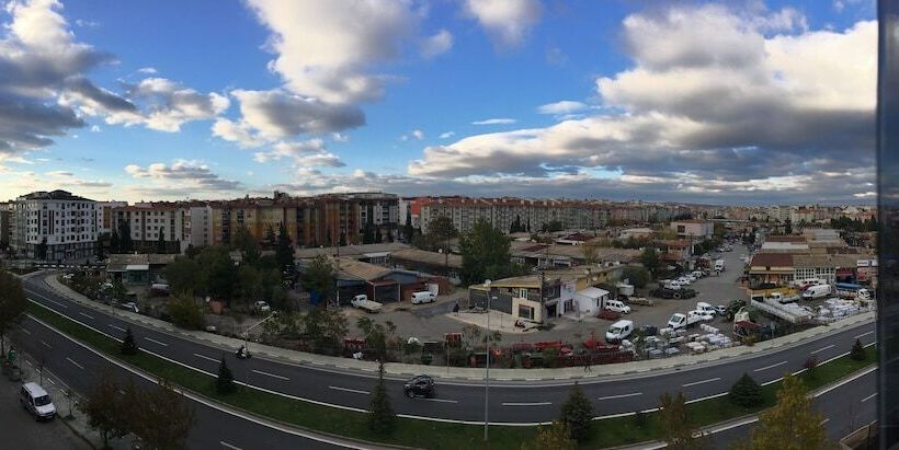 فندق Marbes