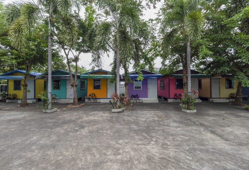 هتل Oyo 75322 Tha Burapa Resort Bangsean