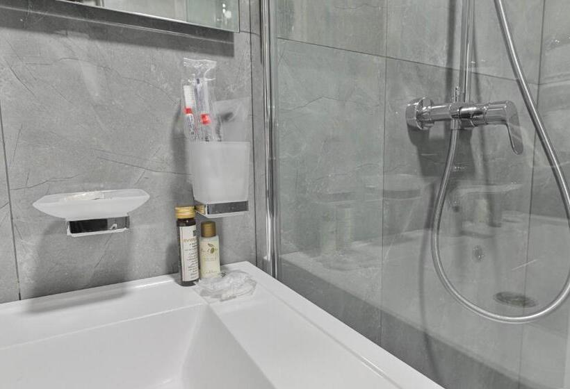 Makis Hotel Spa