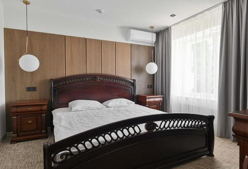 Makis Hotel Spa