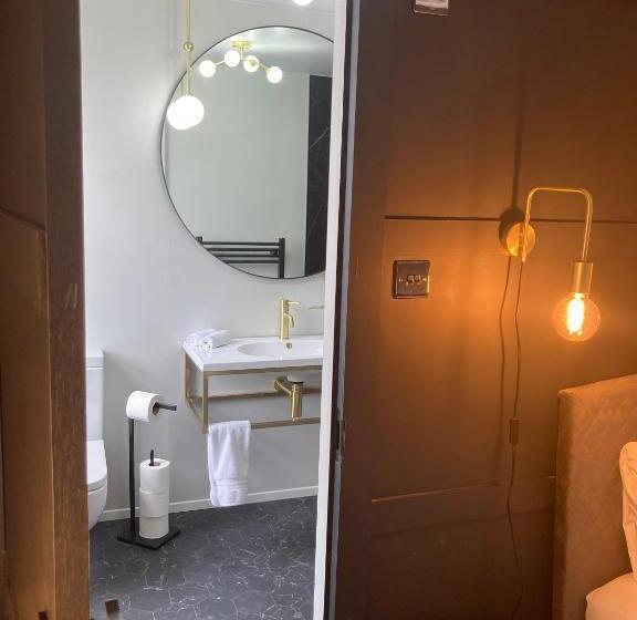 هتل Abbey Court Guest House