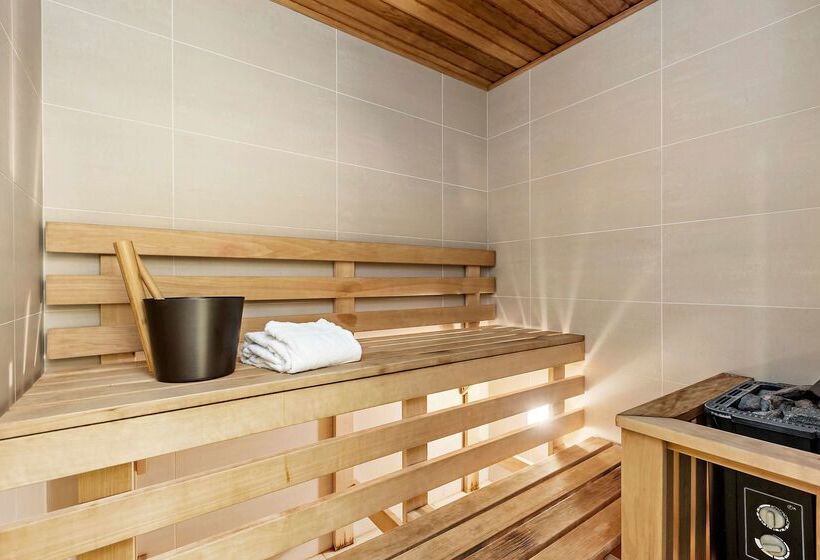 هتل Best Western Plus Savoy Lulea