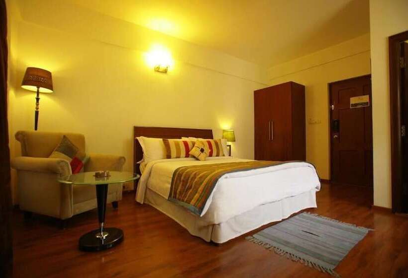 בית מלון כפרי Justa Off Mg Road