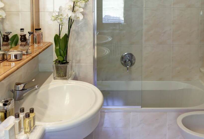 בית מלון כפרי Miramonti