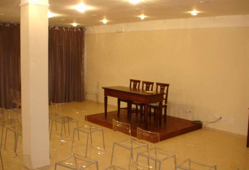 Отель Relais Pian Delle Starze